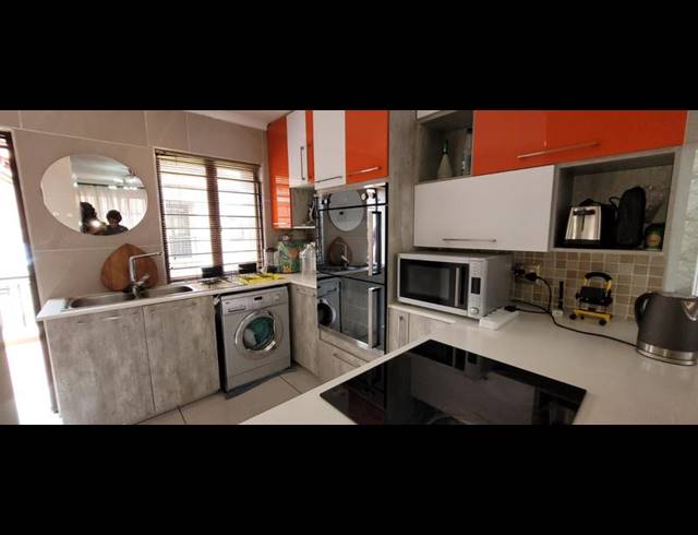 2 BEDROOM TOWNHOUSE FOR SALE IN MEYERSDAL